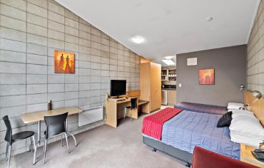 Deluxe Studio Units