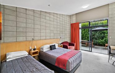 Accessible Deluxe Studio Unit